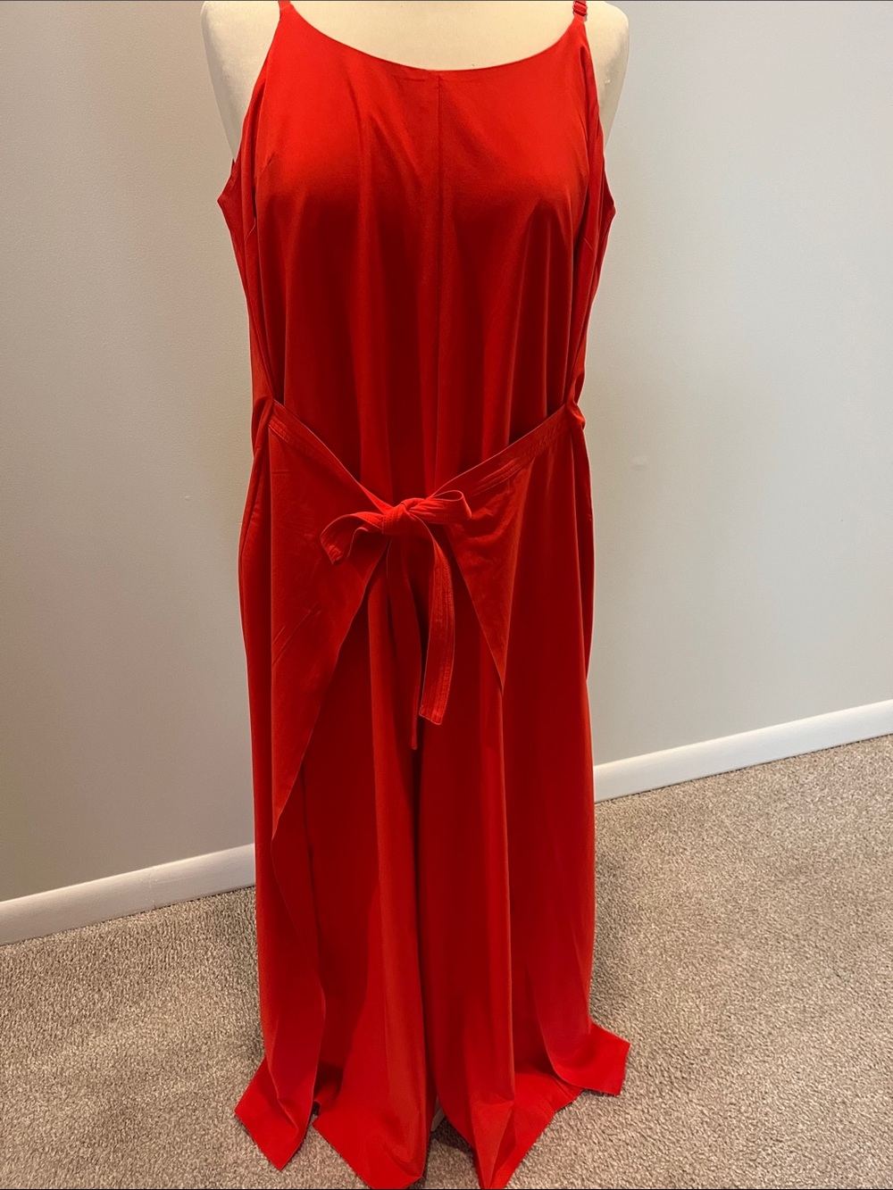 Athleta Red Sleeveless Tie-Waist Maxi Dress